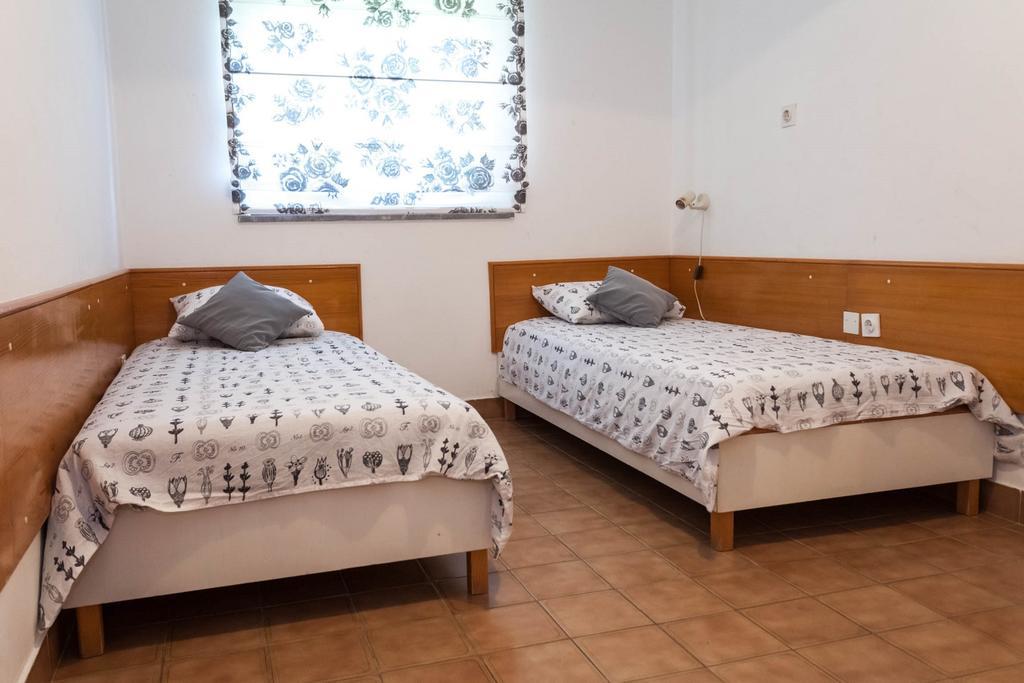 Apartments & Room Diana Pakoštane Pokoj fotografie