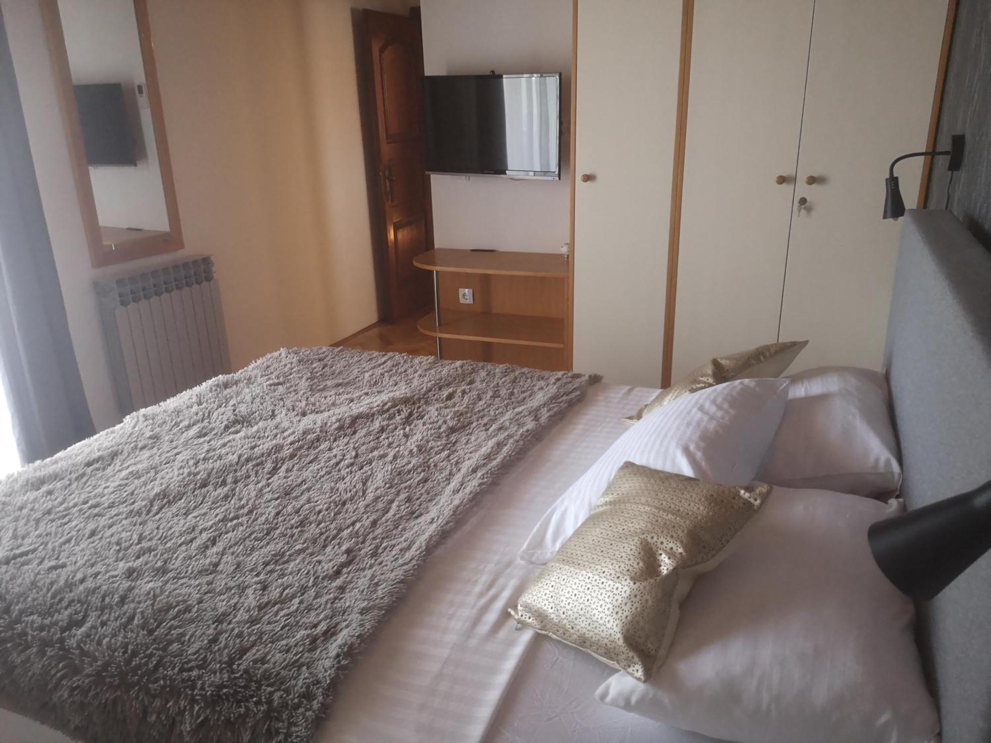 Apartments & Room Diana Pakoštane Pokoj fotografie