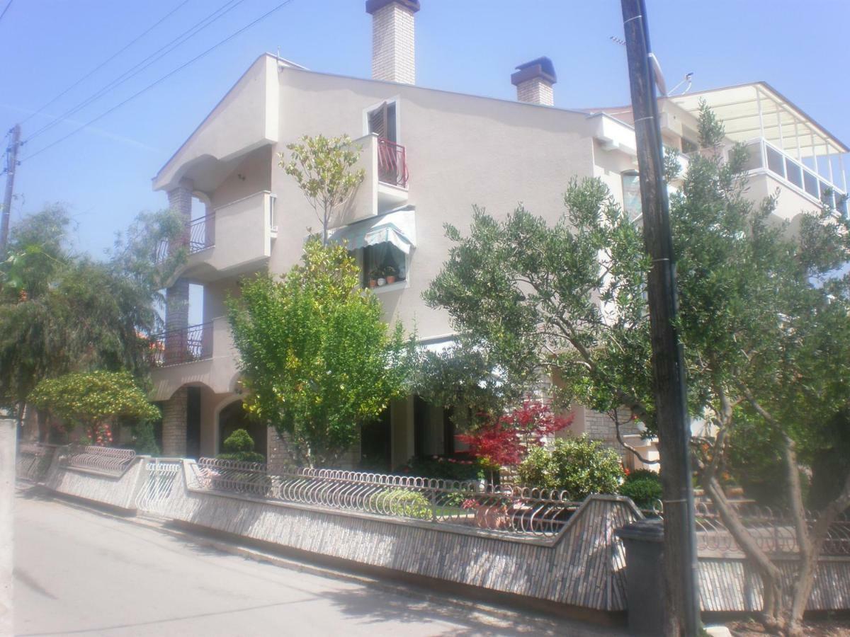 Apartments & Room Diana Pakoštane Exteriér fotografie