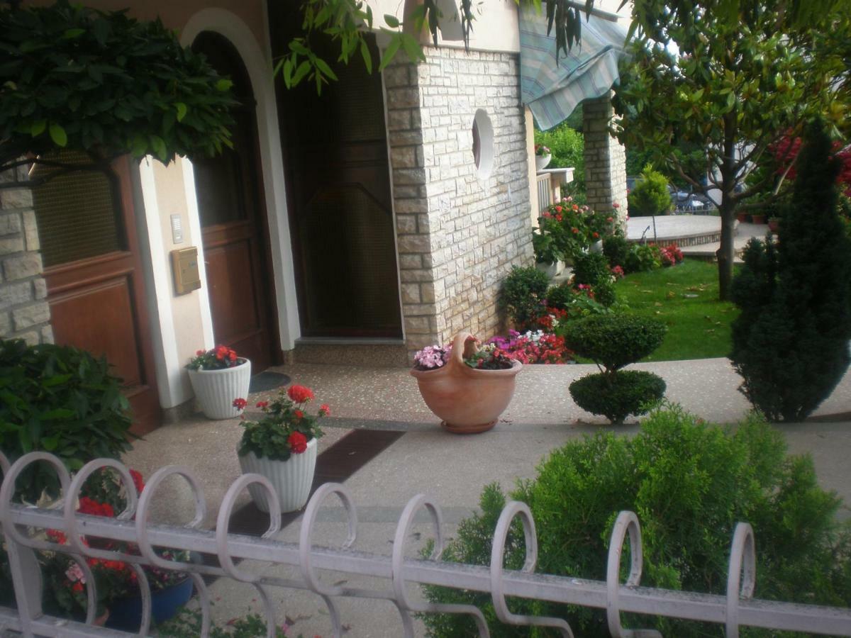 Apartments & Room Diana Pakoštane Exteriér fotografie